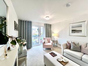 Living Room- click for photo gallery